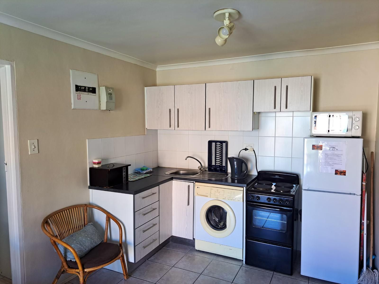 Heide Self Catering Flats Bellville Cape Town Western Cape South Africa Kitchen