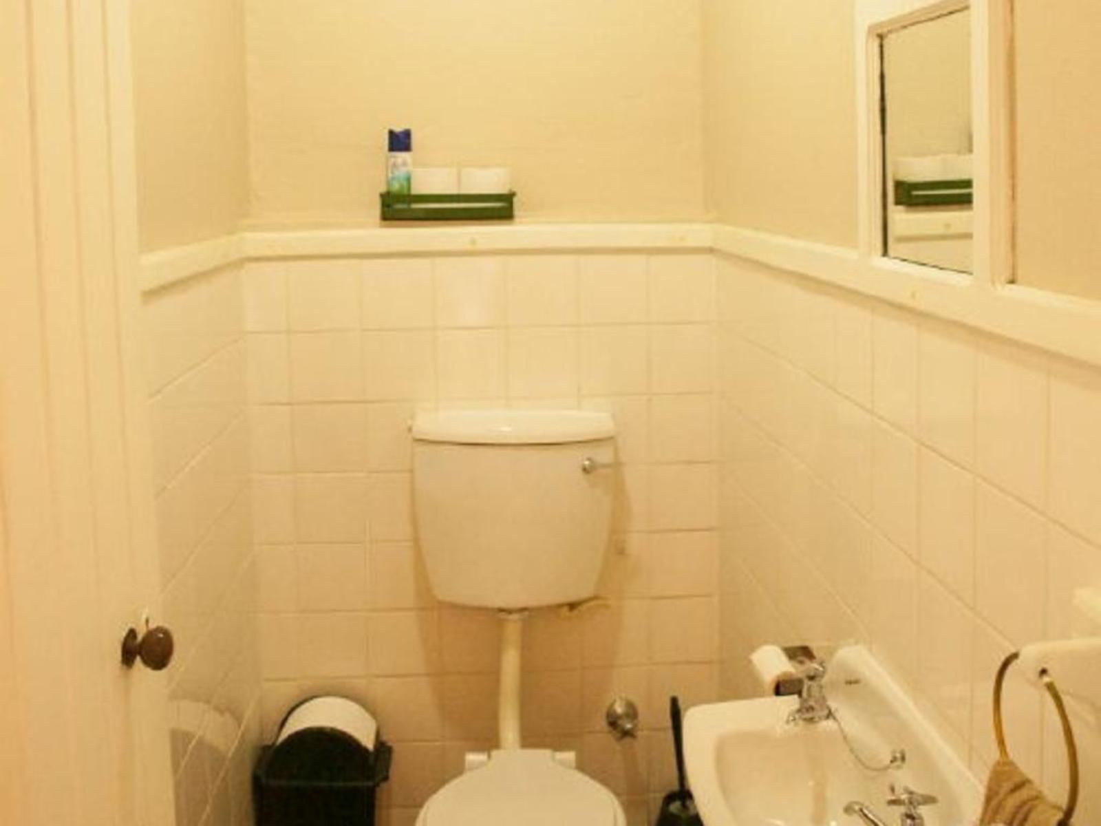 Heiveld Farm Cottages, Tarentaal Cottage, Sepia Tones, Bathroom