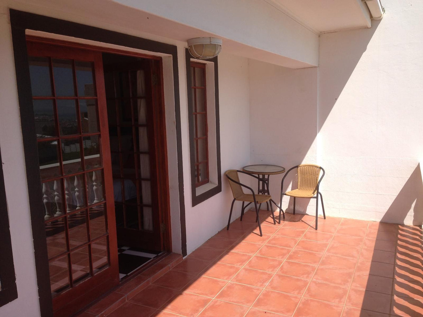 Studio apartment @ Helderberg Guesthouse