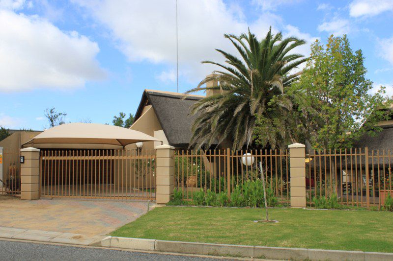 Helena S Guest House Kroonstad Free State South Africa Complementary Colors, House, Building, Architecture, Palm Tree, Plant, Nature, Wood, Garden