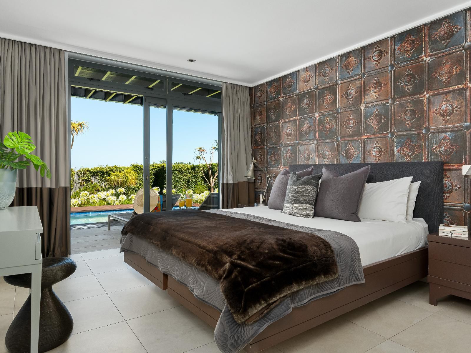 Hely Horizon Camps Bay Cape Town Western Cape South Africa Palm Tree, Plant, Nature, Wood, Bedroom