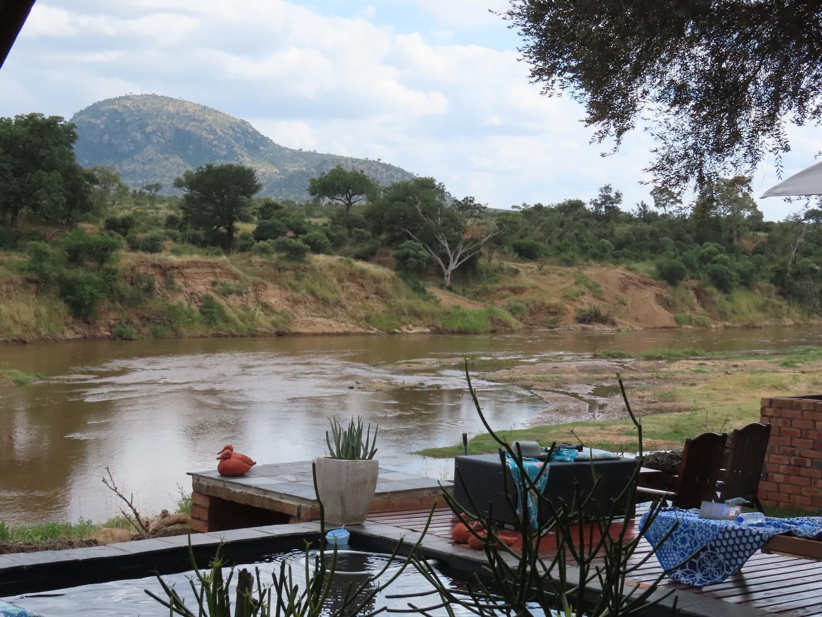 Hennie'S Rest, Boat, Vehicle, River, Nature, Waters