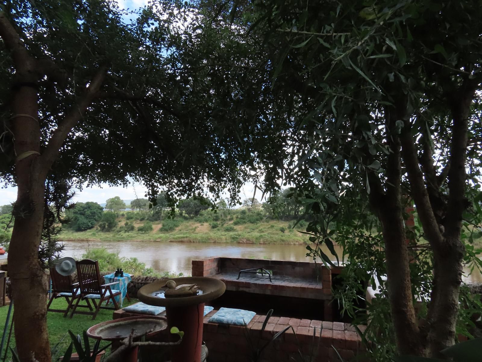 Hennie'S Rest, Boat, Vehicle, River, Nature, Waters