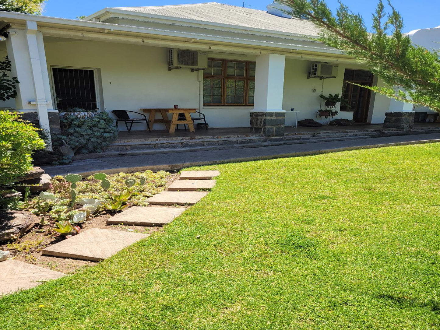 Double with bath and shower @ Herb Garden Guest House