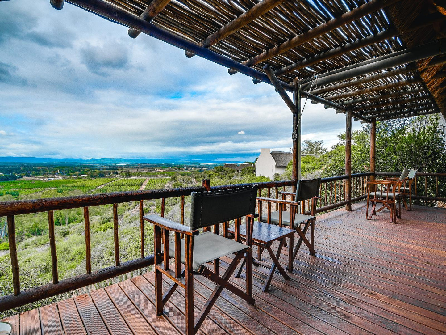 Luxury Family King Room @ Hitgeheim Country Lodge