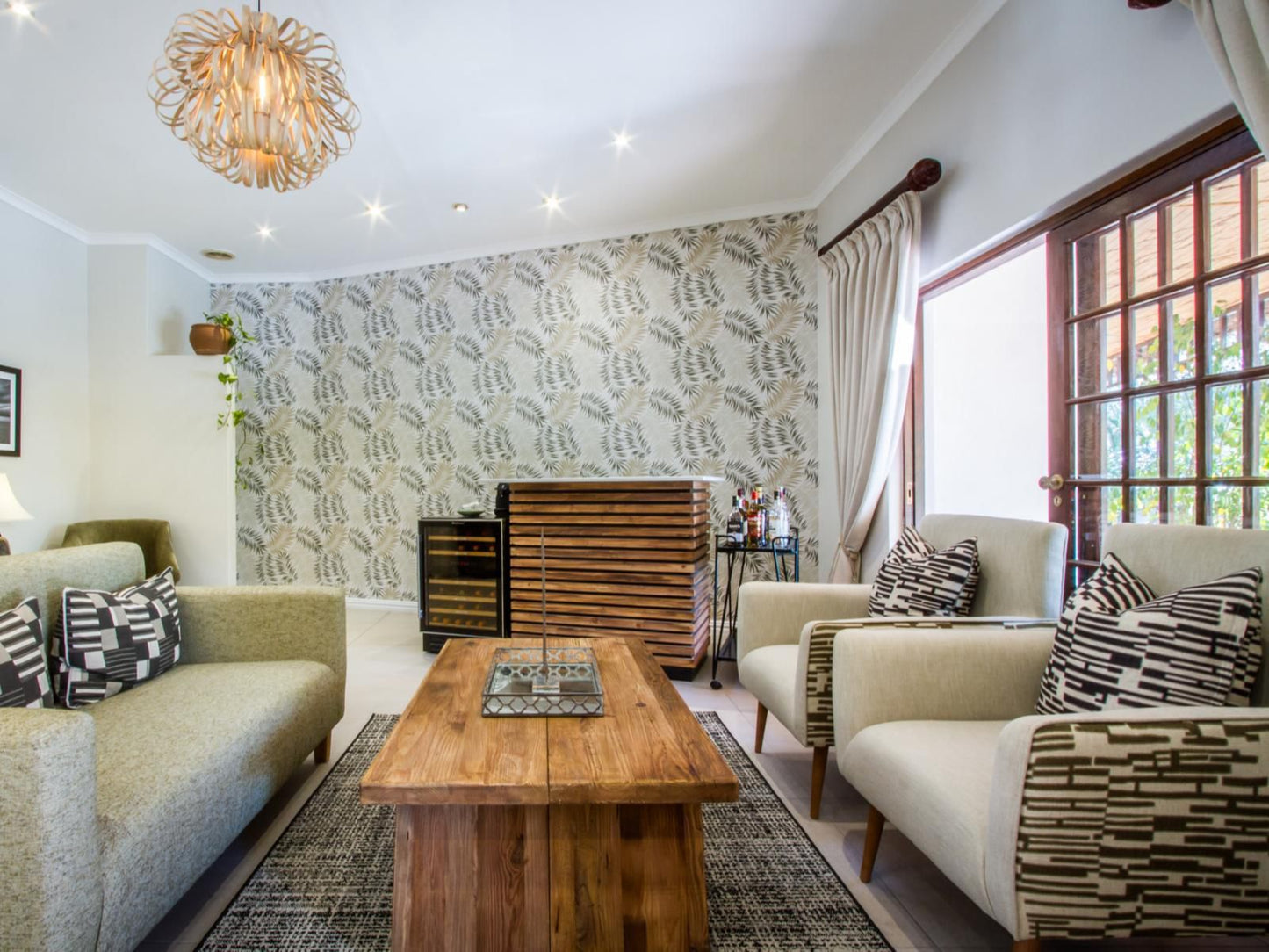 Hlangana Lodge Oudtshoorn Western Cape South Africa Living Room