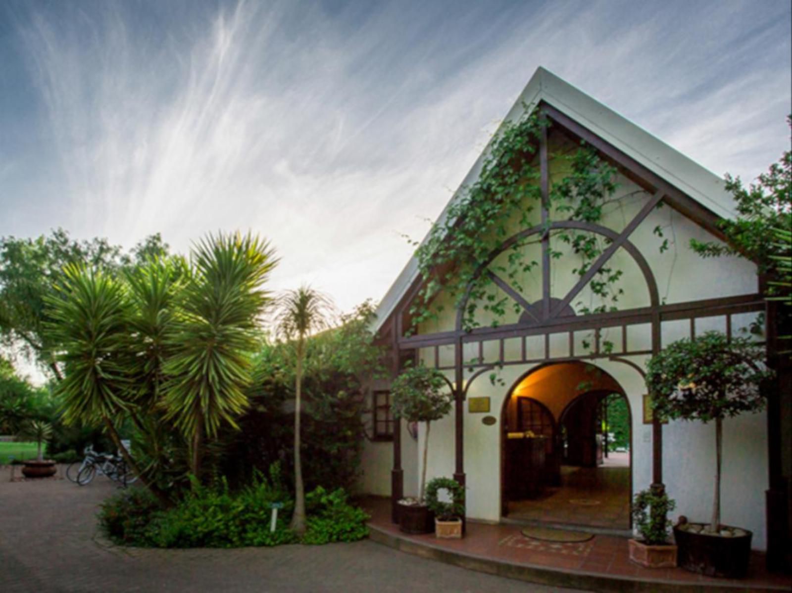 Hlangana Lodge Oudtshoorn Western Cape South Africa House, Building, Architecture, Palm Tree, Plant, Nature, Wood