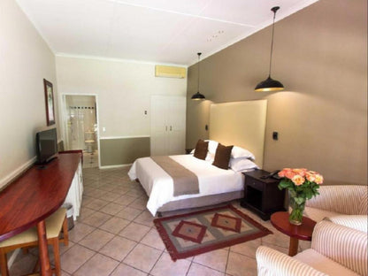Standard room @ Hlangana Lodge