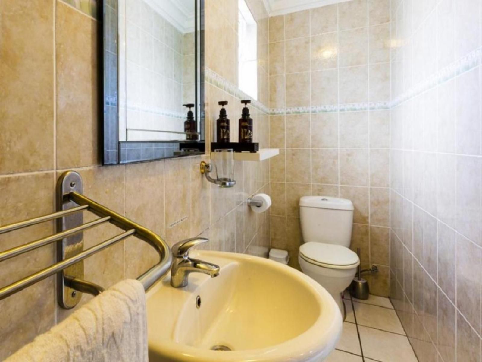 Holiday Guesthouse Langebaan Country Club Langebaan Western Cape South Africa Bathroom