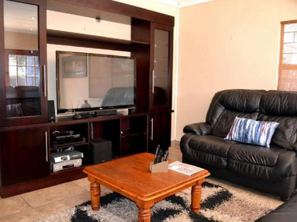 Home Sprint Home Fichardt Park Bloemfontein Free State South Africa Living Room