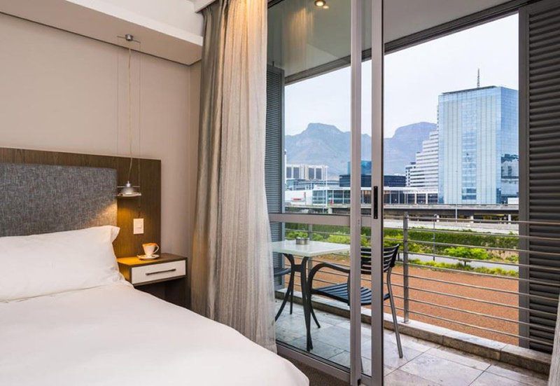 Home From Home Harbourbridge Apartments Foreshore Cape Town Western Cape South Africa Mountain, Nature, Bedroom