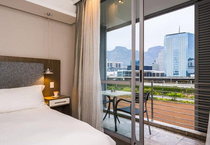 Home From Home Harbourbridge Apartments Foreshore Cape Town Western Cape South Africa Mountain, Nature, Bedroom