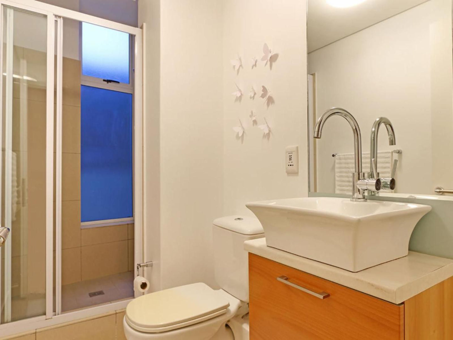 Horizon Bay 103 By Hostagents Bloubergstrand Blouberg Western Cape South Africa Bathroom