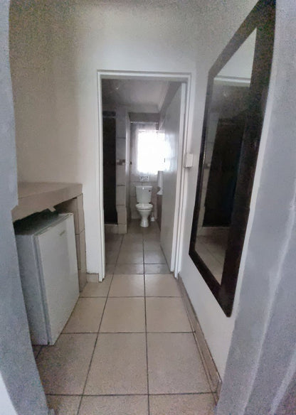 Stay Home Airport Lodge Aston Manor Johannesburg Gauteng South Africa Unsaturated, Door, Architecture, Bathroom