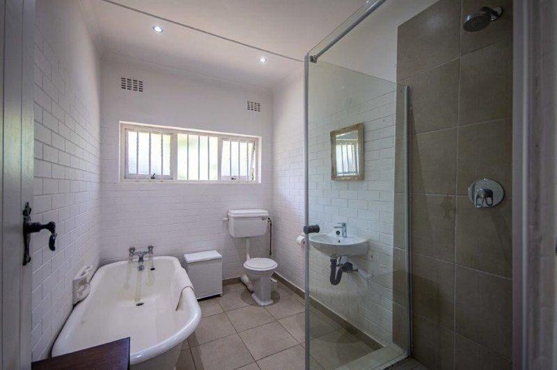 House 7 M Bacon Ave Selection Beach Durban Kwazulu Natal South Africa Unsaturated, Bathroom