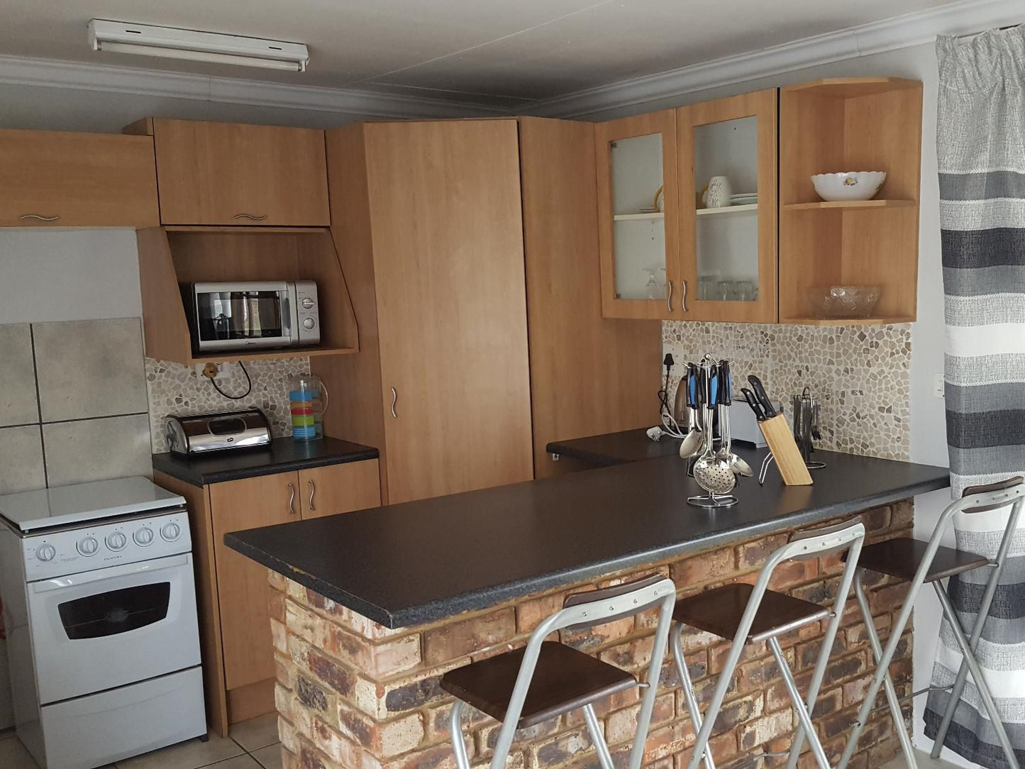 House Cottage And Contractors Manor Mooilande Vereeniging Gauteng South Africa Kitchen