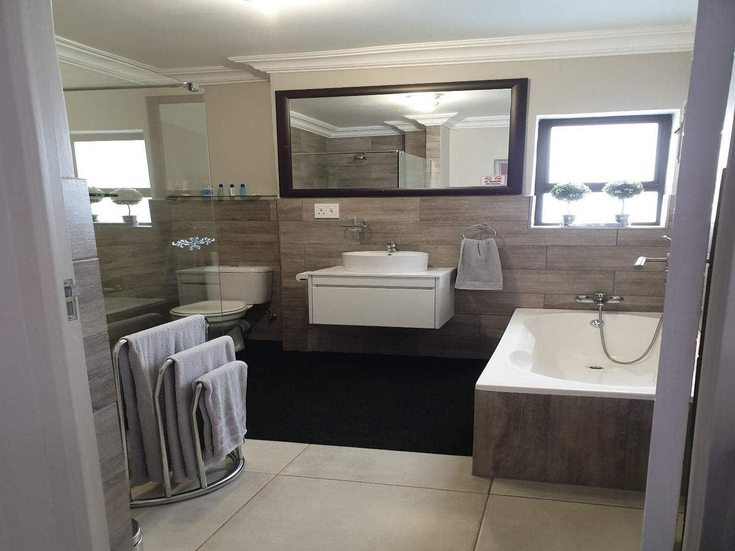 House Mulberry Luxury Accommodation Moreleta Park Pretoria Tshwane Gauteng South Africa Unsaturated, Bathroom