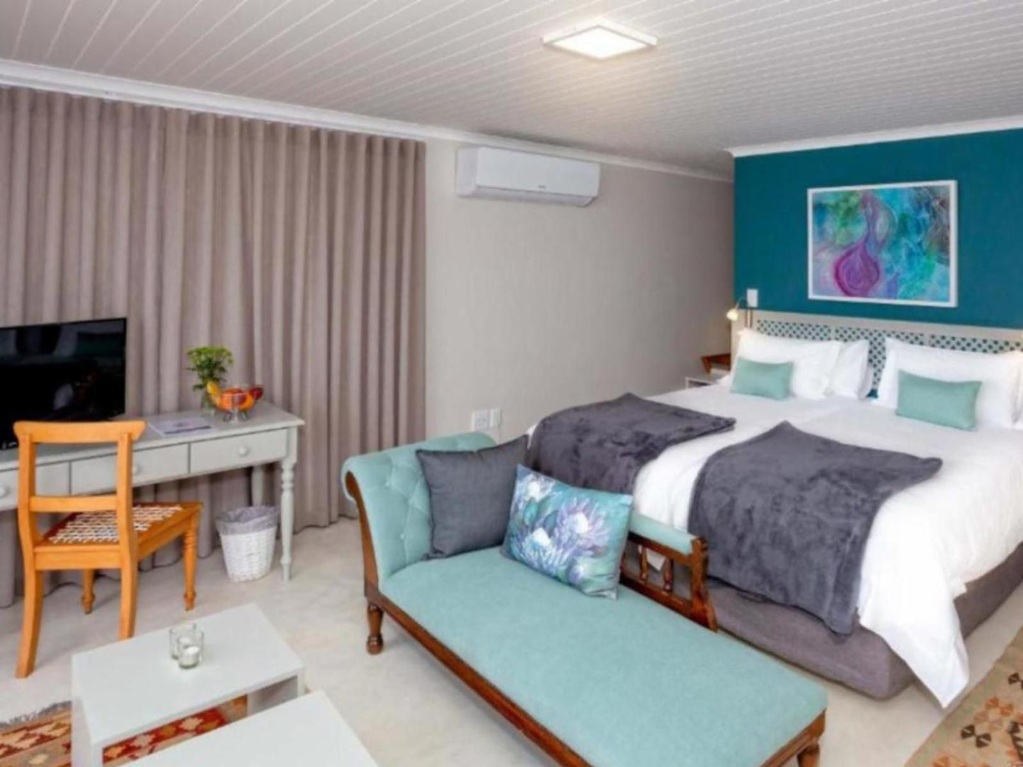 House Silver Ocean, Twin Bedroom With Full Sea View, Bedroom