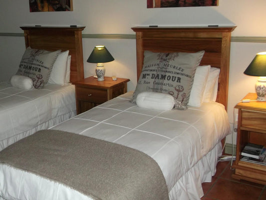 Room 3 - Twin bed @ Housemartin Guest Lodge