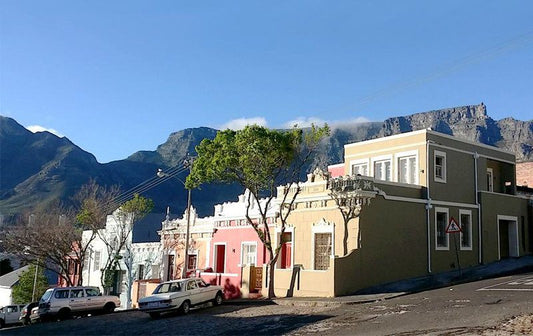 House Sonsaksopie Bo Kaap Cape Town Western Cape South Africa House, Building, Architecture, Mountain, Nature, Volcano