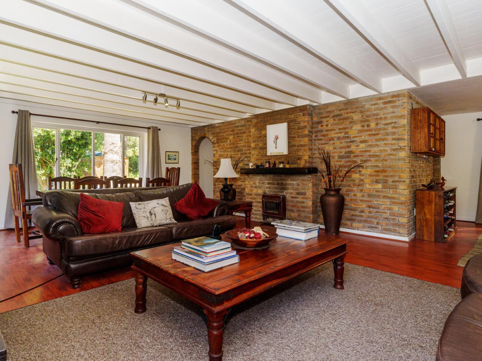 Hout Bay Gem, Living Room