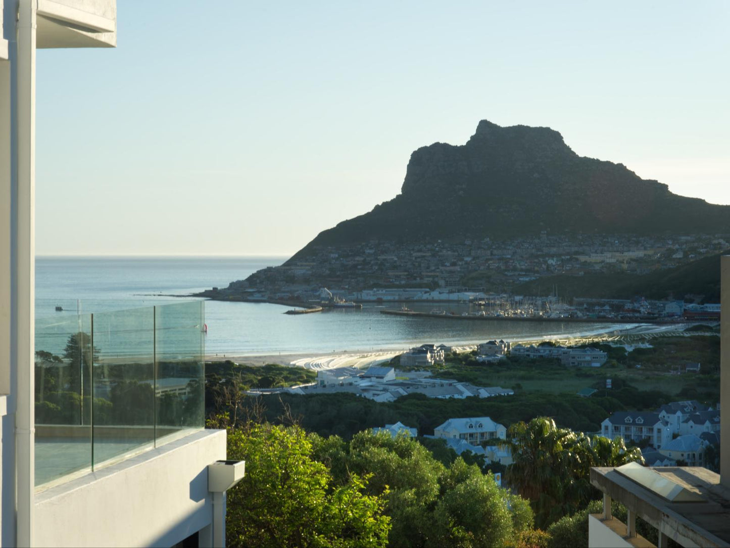 Deluxe King or Twin Room Mountain View @ Hout Bay View