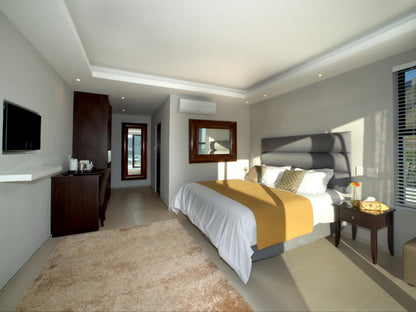 Deluxe King or Twin Room Sea View @ Hout Bay View