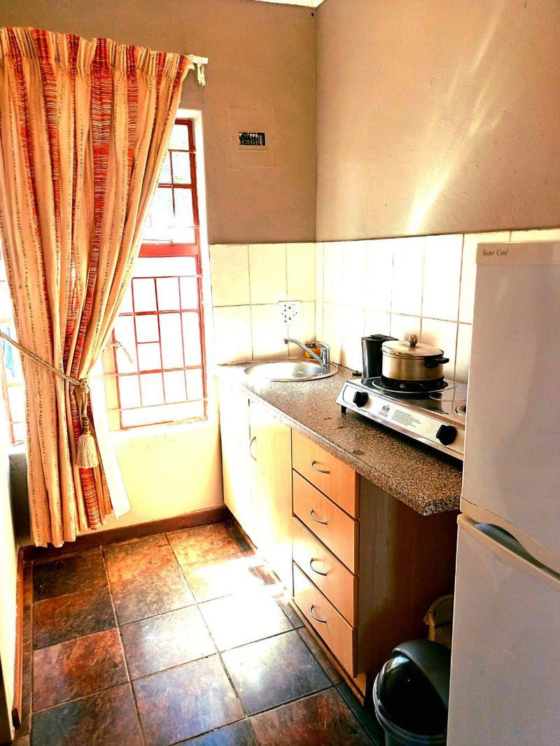 Howick S Overnight Accommodation Polokwane Pietersburg Limpopo Province South Africa Kitchen