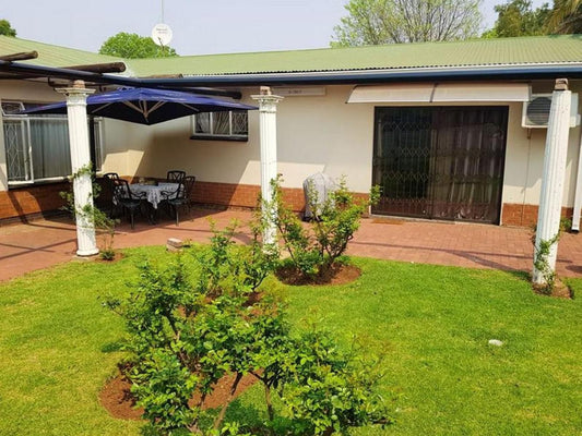 Huis Afrika Vanderbijlpark Se 6 Vanderbijlpark Gauteng South Africa House, Building, Architecture, Garden, Nature, Plant