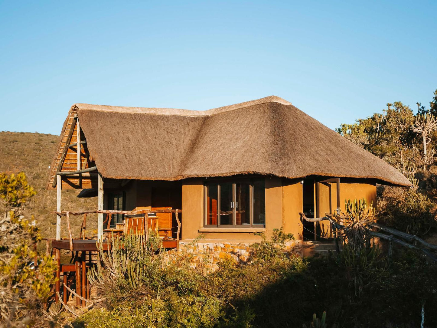 Huntshoek Lodge Grahamstown Eastern Cape South Africa Complementary Colors, Building, Architecture