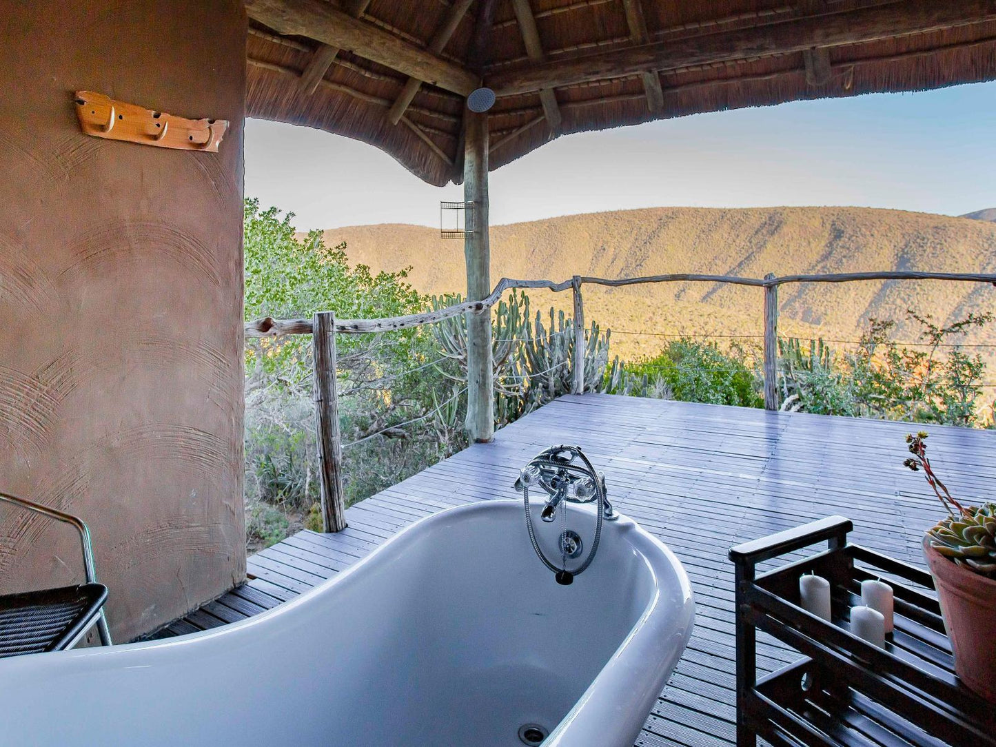 Wildebeest Chalet @ Huntshoek Lodge