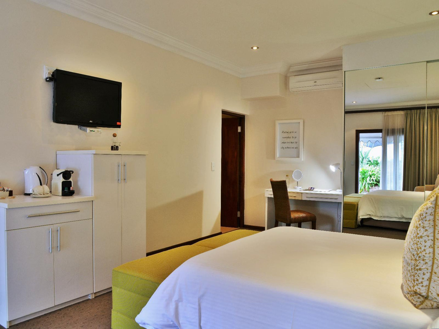 Standard Room 7 @ Hyde Park Guest House