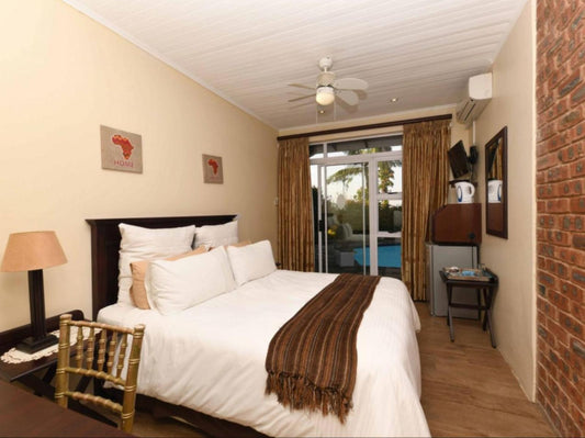 Luxury King Rooms @ Ihawu Guest House