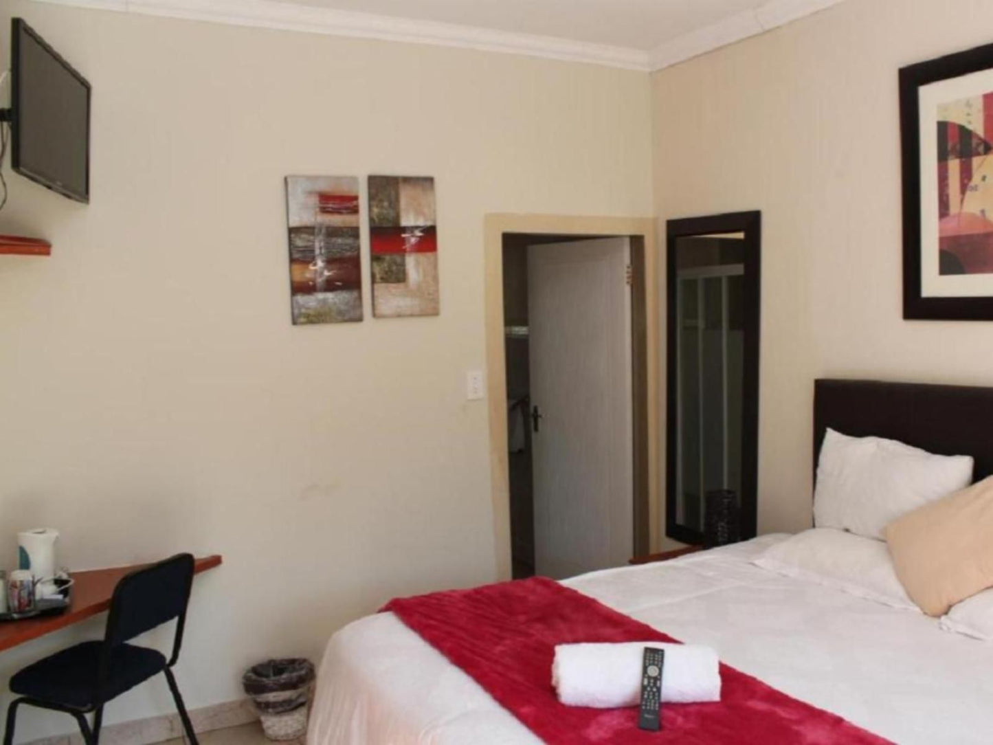 Ikaze Guest House Beyers Park Johannesburg Gauteng South Africa Bedroom