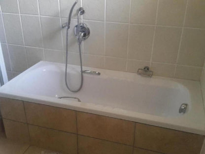 Ikaze Guest House Beyers Park Johannesburg Gauteng South Africa Bathroom