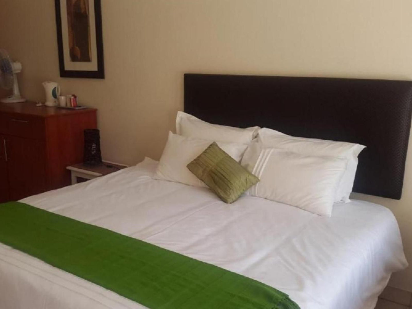 Ikaze Guest House Beyers Park Johannesburg Gauteng South Africa Bedroom