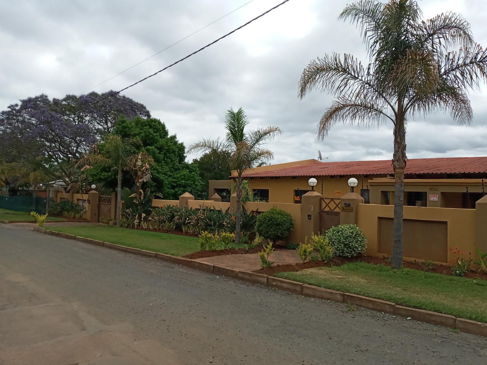 Ikhanda Guesthouse Lydenburg Mpumalanga South Africa House, Building, Architecture, Palm Tree, Plant, Nature, Wood