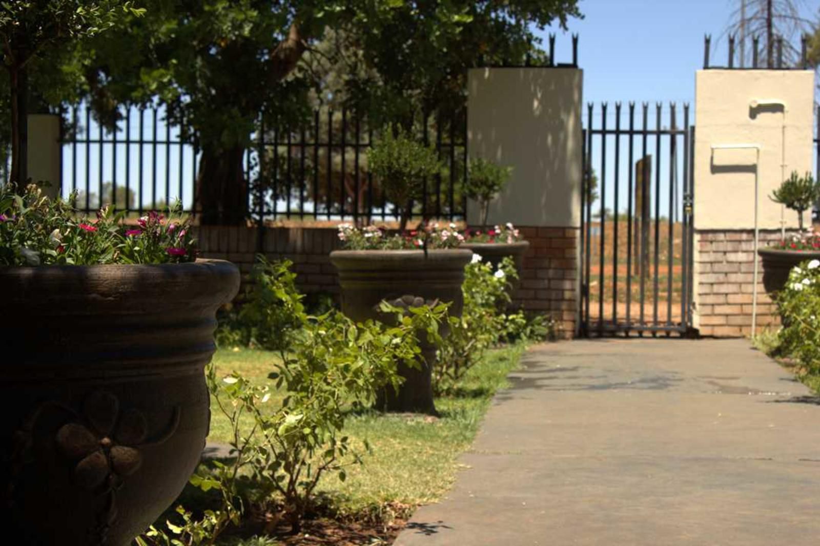 Immanuel Guest House Warrenton Northern Cape South Africa Gate, Architecture