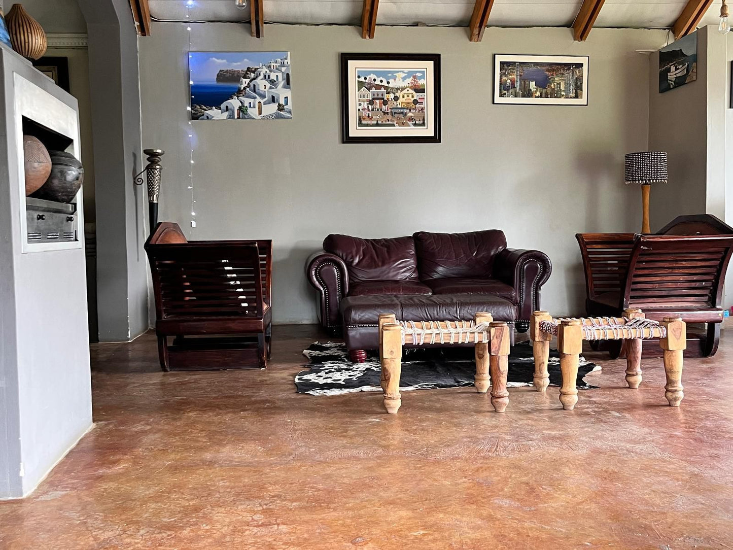 Inkosana Berg Lodge, Living Room