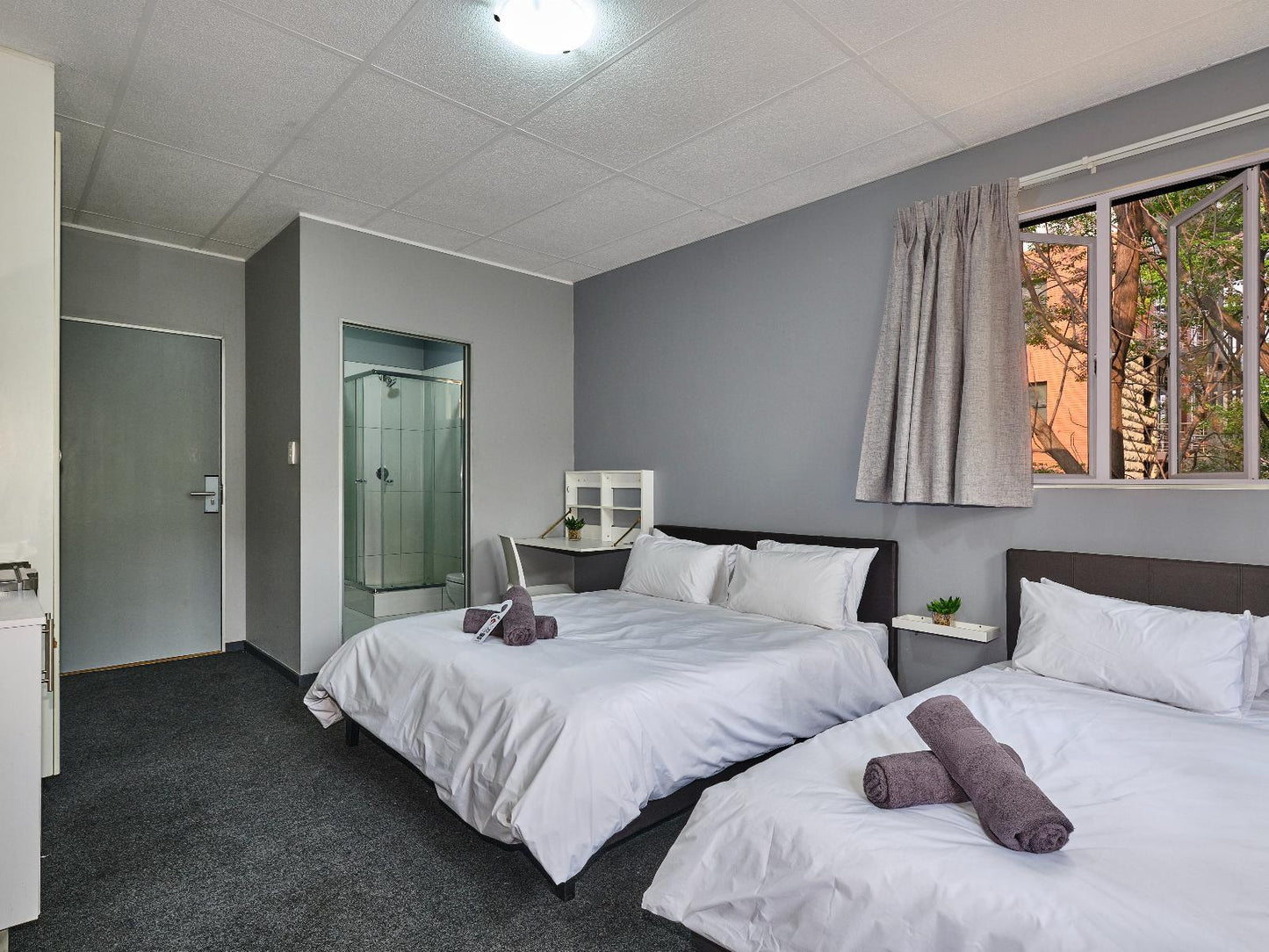 Family Room @ Inn And Out Sandton