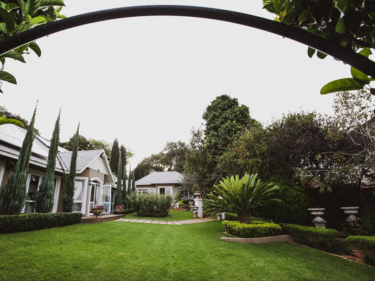 Inn For A Penny Lynnwood Pretoria Tshwane Gauteng South Africa House, Building, Architecture, Palm Tree, Plant, Nature, Wood, Garden