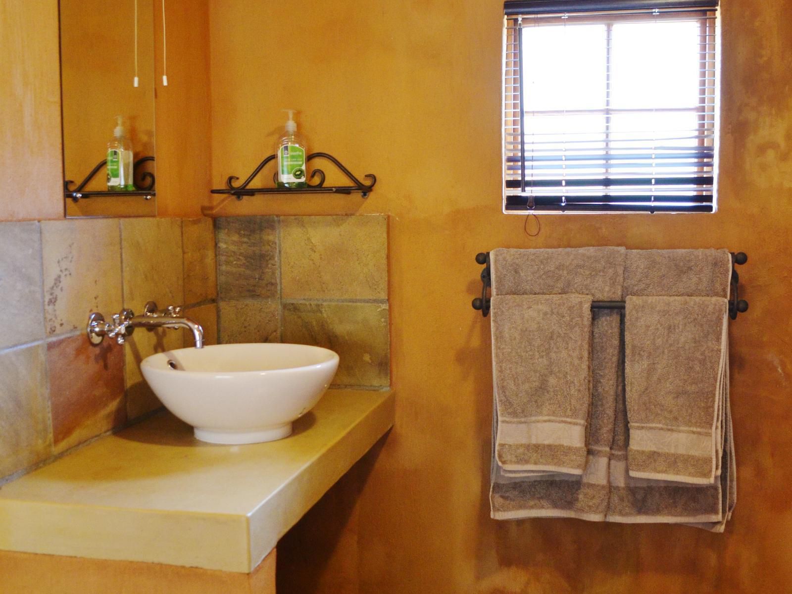 Inn On Highlands Elgin Western Cape South Africa Bathroom