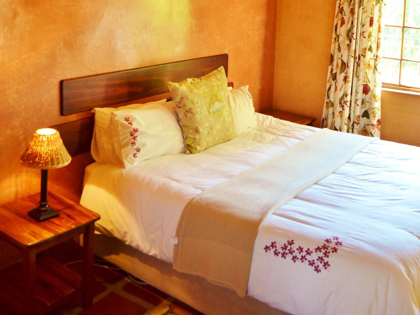 Inn On Highlands Elgin Western Cape South Africa Colorful, Bedroom