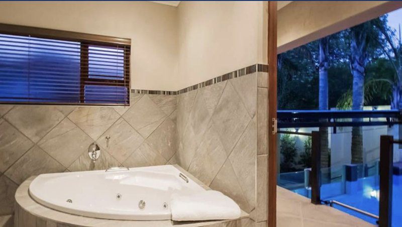 Inn On Mars Waterkloof Ridge Pretoria Tshwane Gauteng South Africa Complementary Colors, Bathroom, Swimming Pool