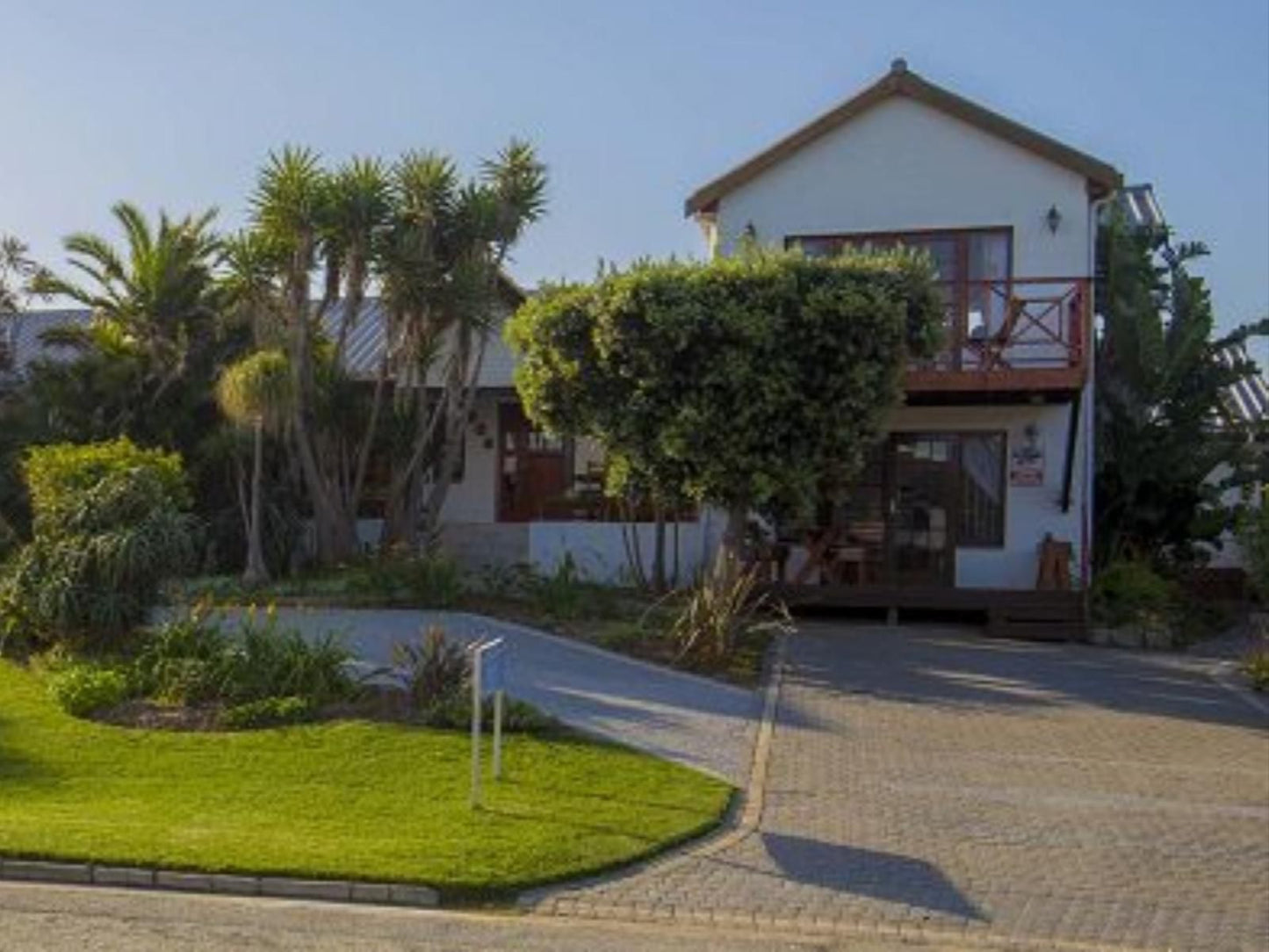 Inn2Wilderness Guesthouse, House, Building, Architecture, Palm Tree, Plant, Nature, Wood, Garden