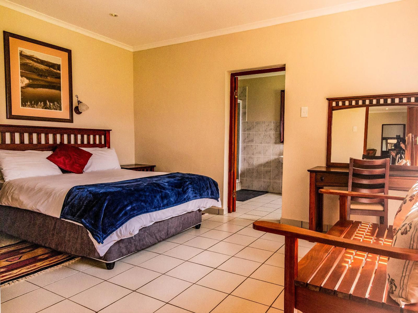 Inqevu Lodge Cathkin Park Kwazulu Natal South Africa Colorful, Bedroom