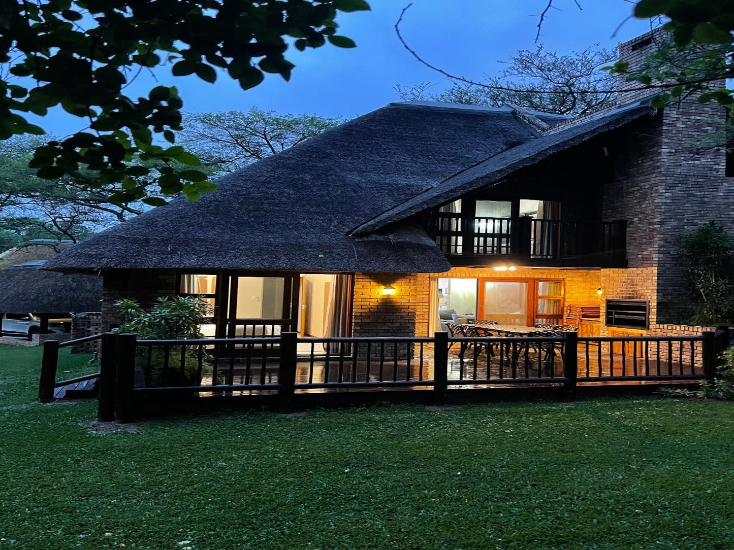 Inyamatane Kruger Park Lodge, House, Building, Architecture