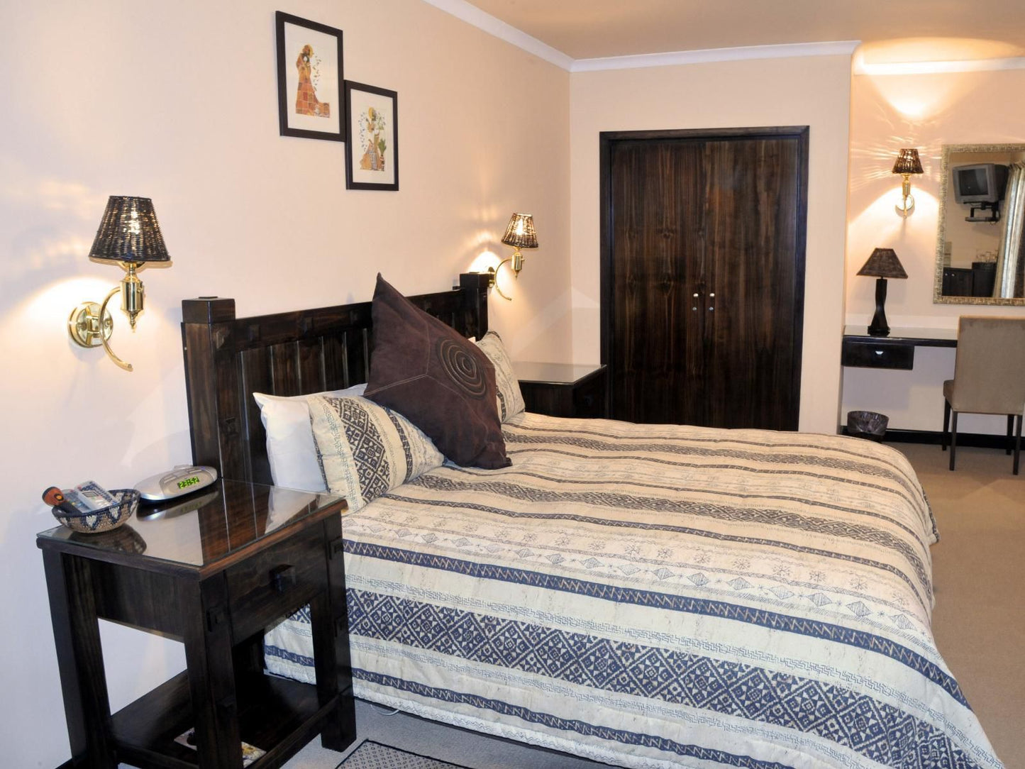 Ipe Tombe Guest Lodge Randjesfontein Johannesburg Gauteng South Africa Bedroom