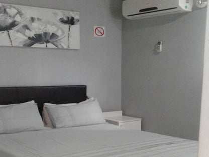 Iqhayiya Guest House Montclair Durban Kwazulu Natal South Africa Colorless, Bedroom