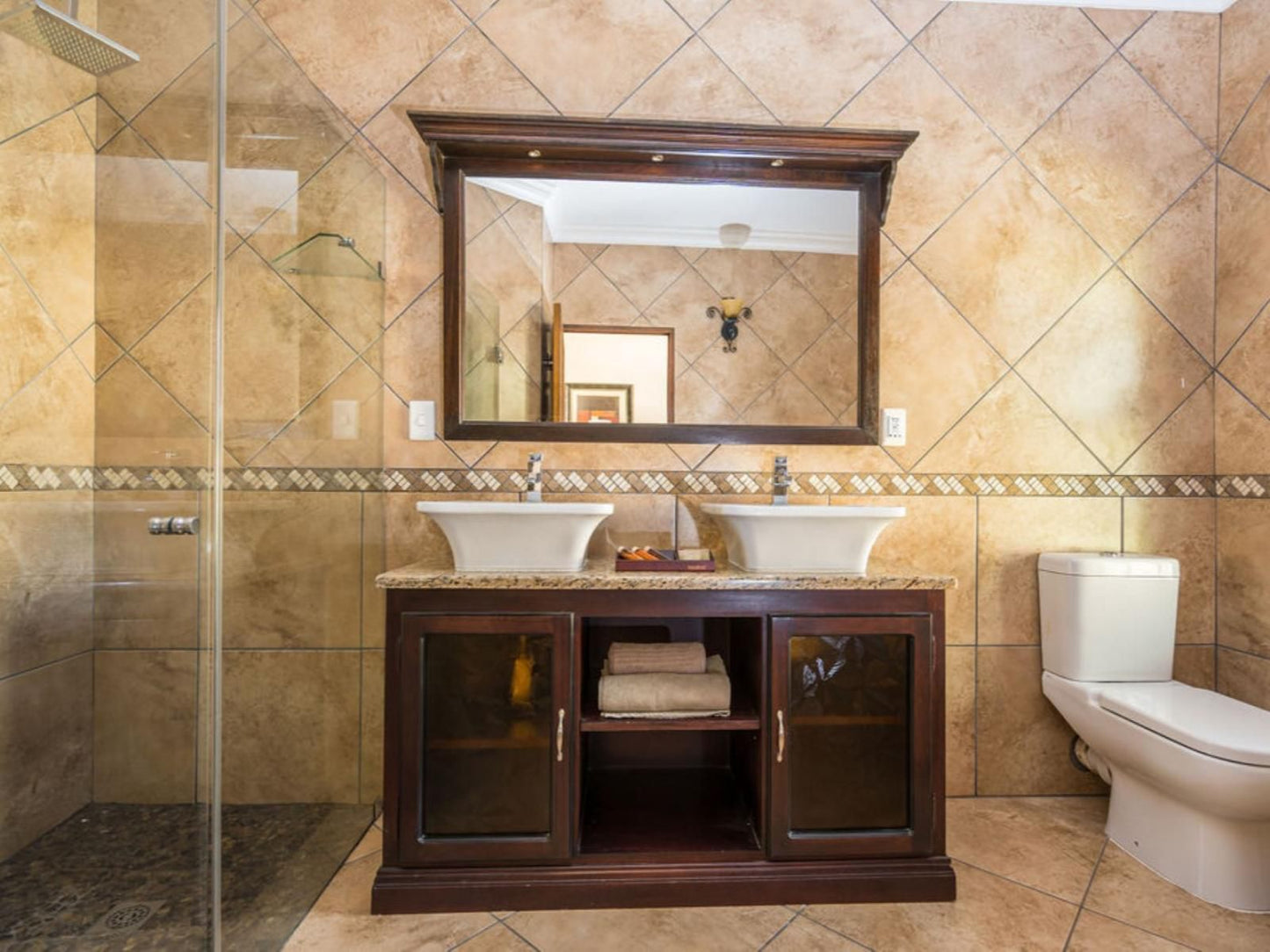 Isiphiwo Village, Luxury Villa, Bathroom